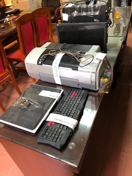 Làm giả giấy tờ để bán xe ôtô