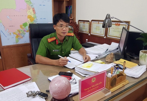 Phá án bằng tận tụy và bản lĩnh