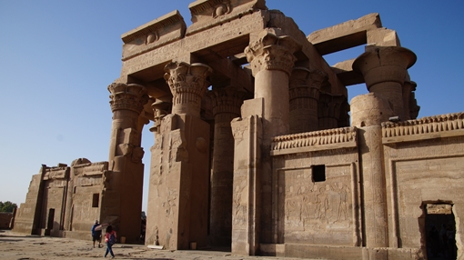 Phát hiện tượng nhân sư 2000 năm tuổi