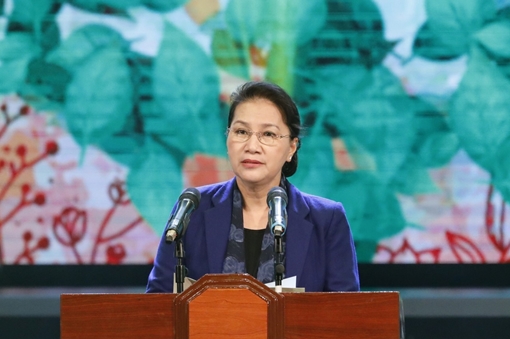 Chủ tịch Quốc hội phát động chương trình Chung tay vì người nghèo năm 2018