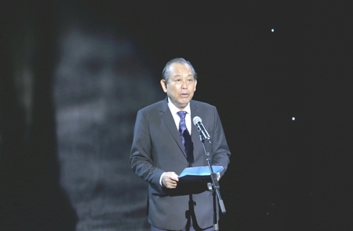 Phó Thủ tướng dự Lễ tưởng niệm nạn nhân tử vong do tai nạn giao thông