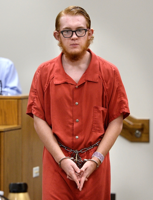 Bị tòa xử vì hành vi giúp bạn trái pháp luật