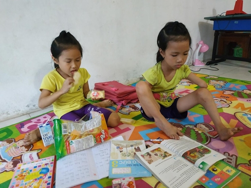 Đôi chân kỳ diệu của cô bé "chim cánh cụt"