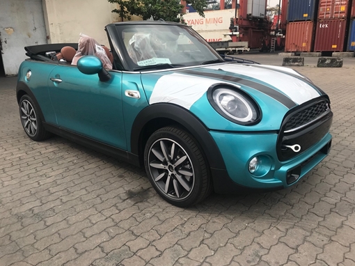 MINI Convertible mới xuất hiện tại Việt Nam