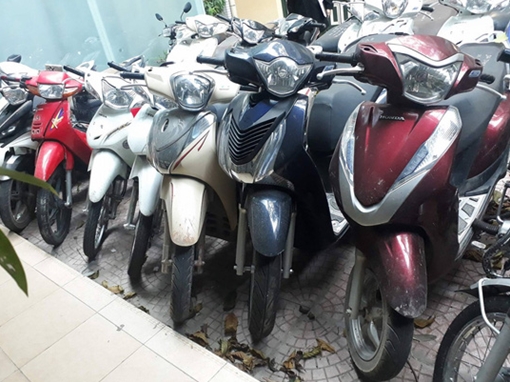 Bắt hiệu trưởng trường mầm non trộm cắp xe máy