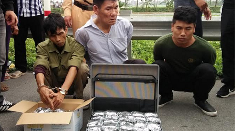 3 người đàn ông bị bắt ở Thái Bình cùng va ly hơn 6kg ma túy