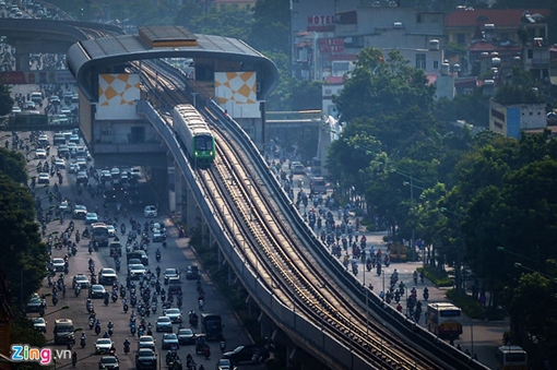 11/12 nhà ga đường sắt Cát Linh - Hà Đông có điểm dừng xe buýt