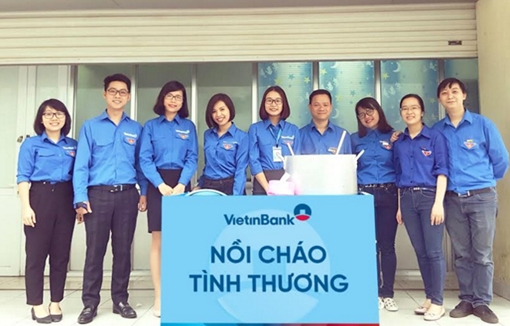 Ấm lòng những bệnh nhi nghèo