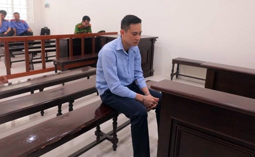  Có nhân tình, bị can ngăn gây trọng thương anh họ