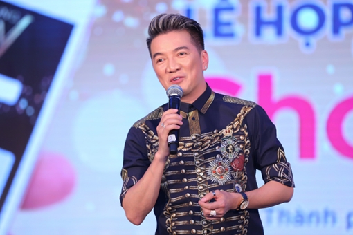 Xung quanh phát ngôn "sốc" của Đàm Vĩnh Hưng: Nghĩ về chuyện ứng xử của người nổi tiếng