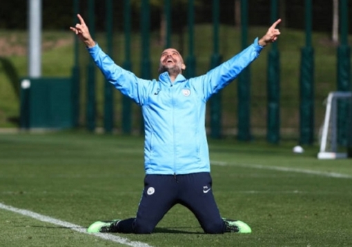 Cú hattrick của Manchester City