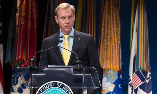 Patrick Shanahan: Từ "quyền" sang chính thức