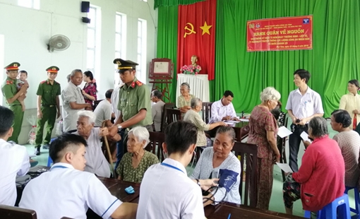 Tuổi trẻ Công an Sóc Trăng với hoạt động nhân đạo