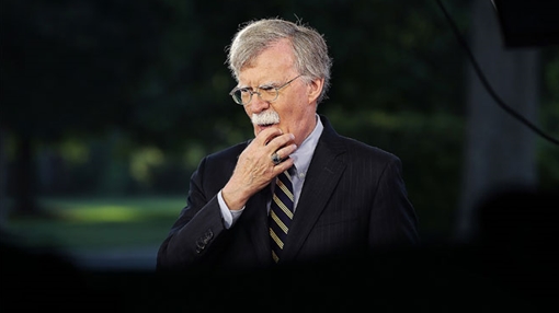 Vì sao ông John Bolton thất sủng?