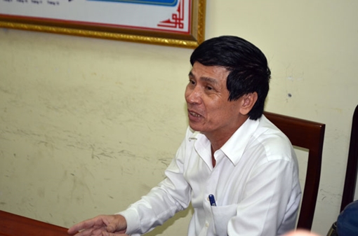 Tước bằng 2 tháng tài xế Lexus không nhường đường cho xe cứu hỏa