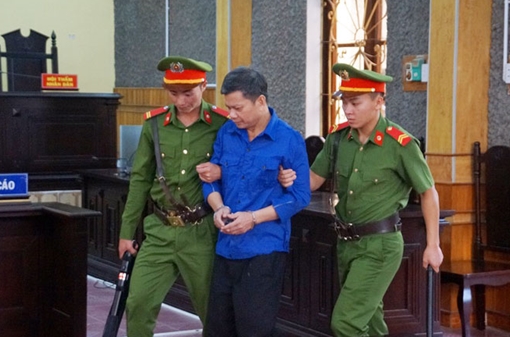 Cựu Giám đốc Sở GD&ĐT lại vắng mặt tại phiên toà gian lận điểm thi Sơn La