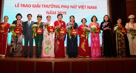 Phụ nữ Việt Nam luôn là người khơi nguồn những giá trị tốt đẹp