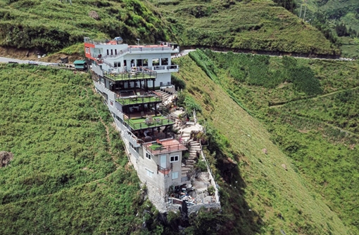 Phát triển du lịch cần một chiến lược dài hạn