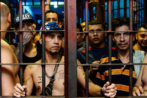 Costa Rico: Tù nhân tống tiền qua điện thoại