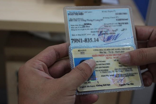 Bộ Công an đề xuất nộp lại đăng ký, biển số khi bán xe khác tỉnh