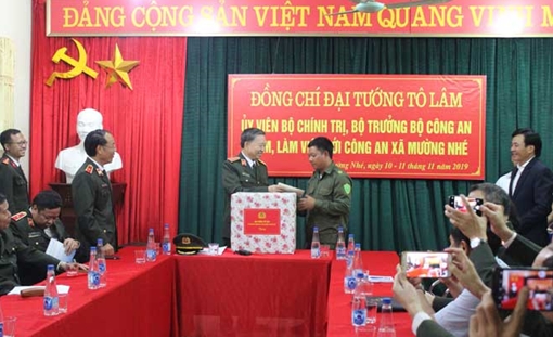 Bộ trưởng Tô Lâm làm việc tại tỉnh Điện Biên