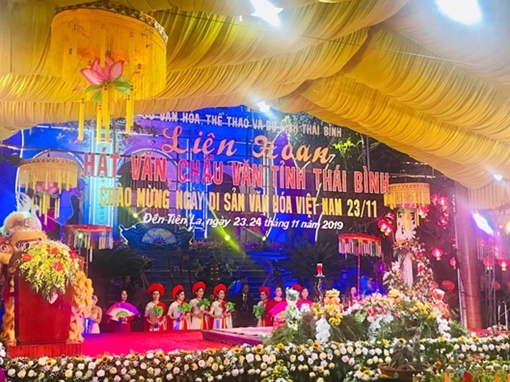 Thái Bình lần đầu tiên tổ chức Liên hoan hát văn, chầu văn
