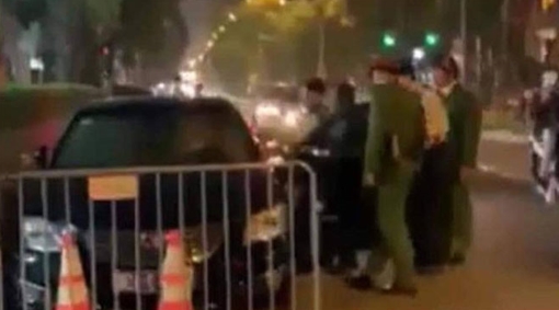 Ô tô của Liên đoàn Bóng đá gây tai nạn rồi bỏ chạy