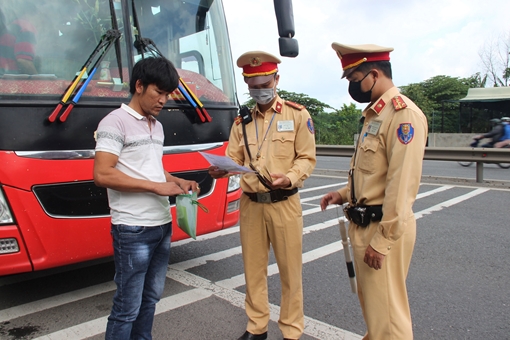 Đảm bảo an toàn cho hành khách tham gia giao thông sau Tết