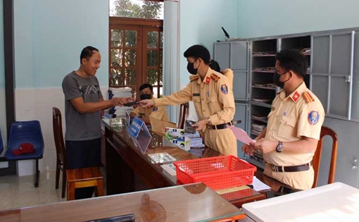 CSGT Quảng Nam nỗ lực phòng chống dịch Covid-19