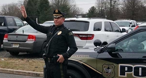 Trung úy cảnh sát Matt Crowell: Người vì cộng đồng