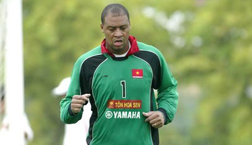 Phan Văn Santos – Gã “Kinh Kong” dị biệt trong khung thành