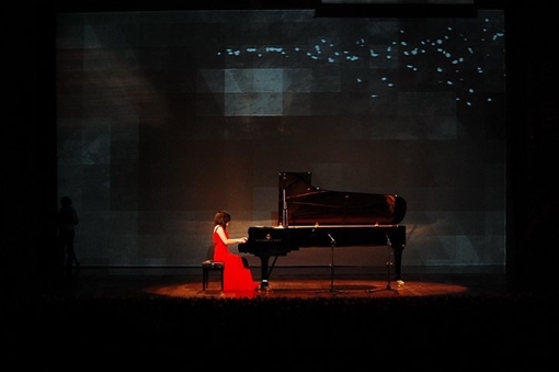 Nghệ sĩ Piano Trang Trịnh: Hãy để cho âm nhạc được vang lên