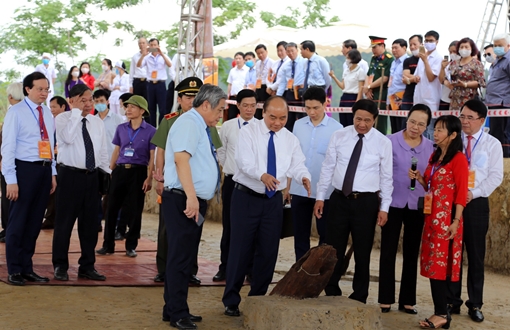 Thủ tướng Chính phủ dự Lễ khởi công xây dựng đường vào bãi cọc Cao Quỳ