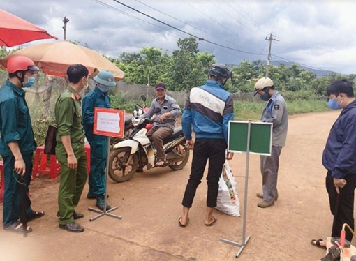 Cho học sinh nghỉ học 1 tuần tại tâm bệnh bạch hầu Gia Lai