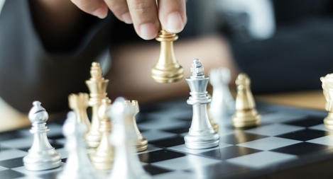 Phá vỡ sự ổn định tầm thường