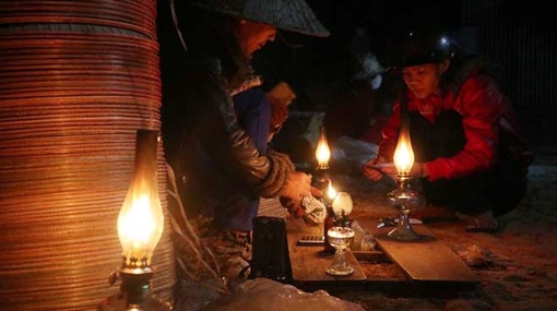 Những cây đèn tỏa ánh sáng văn hóa