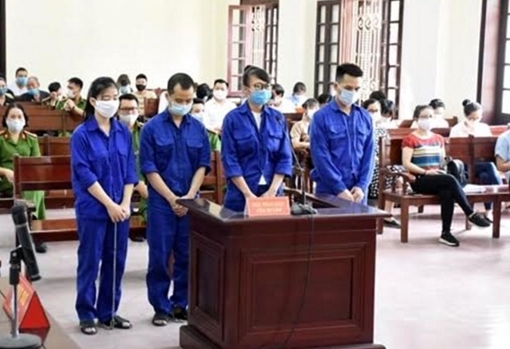 Cựu GĐ chi nhánh OceanBank cùng đồng phạm tham ô hơn 400 tỷ đồng hầu tòa