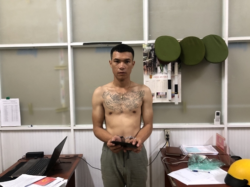 Trộm điện thoại bị người dân bắt quả tang