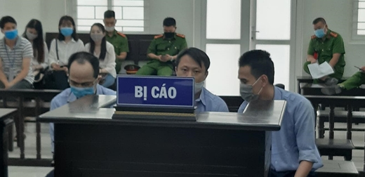 Làm giả giấy tờ 3 ô tô xịn đem cầm cố lấy tiền