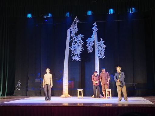 Sân khấu không thể đứng ngoài cuộc chiến chống tham nhũng