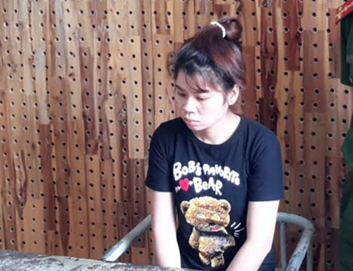 Lừa bán khẩu trang y tế để lấy tiền tiêu xài