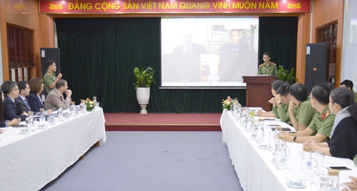 Tăng cường hỗ trợ nâng cao năng lực của lực lượng thực thi pháp luật Việt Nam