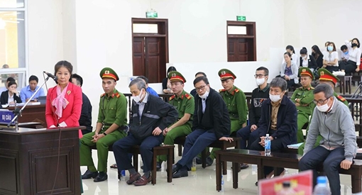 Xét xử đại án ở BIDV: Chuyển hàng trăm tỷ đồng vào Cty “sân sau”