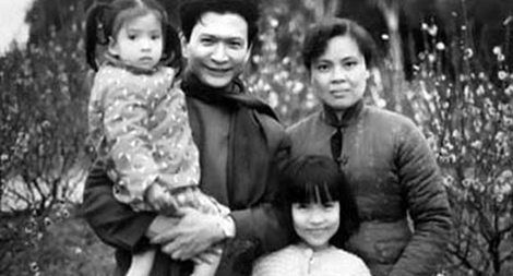 “Rét đầu mùa, nhớ người đi phía bể” 