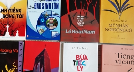 Nhân ái là tôn giáo của văn chương