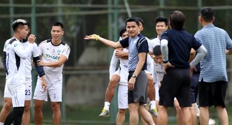 Kiatisak và câu chuyện dứt điểm của Hoàng Anh Gia Lai