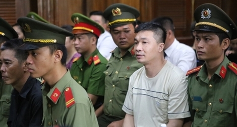 Tạm hoãn phiên xử phúc thẩm Văn Kính Dương và Ngọc Miu