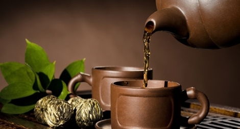 Hai bài thơ về trà - hai ý vị nhân sinh