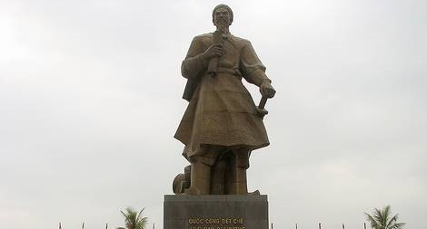 Sai lạc về chữ nghĩa ở một số di tích mới trùng tu tôn tạo