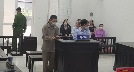 Chiếm đoạt gần 5 tỷ đồng từ trò lừa góp vốn mở sòng bài